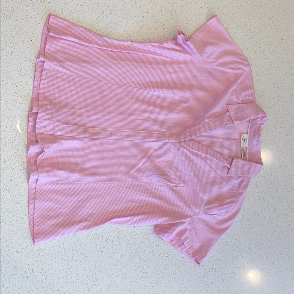 short sleeve light pink shirt
